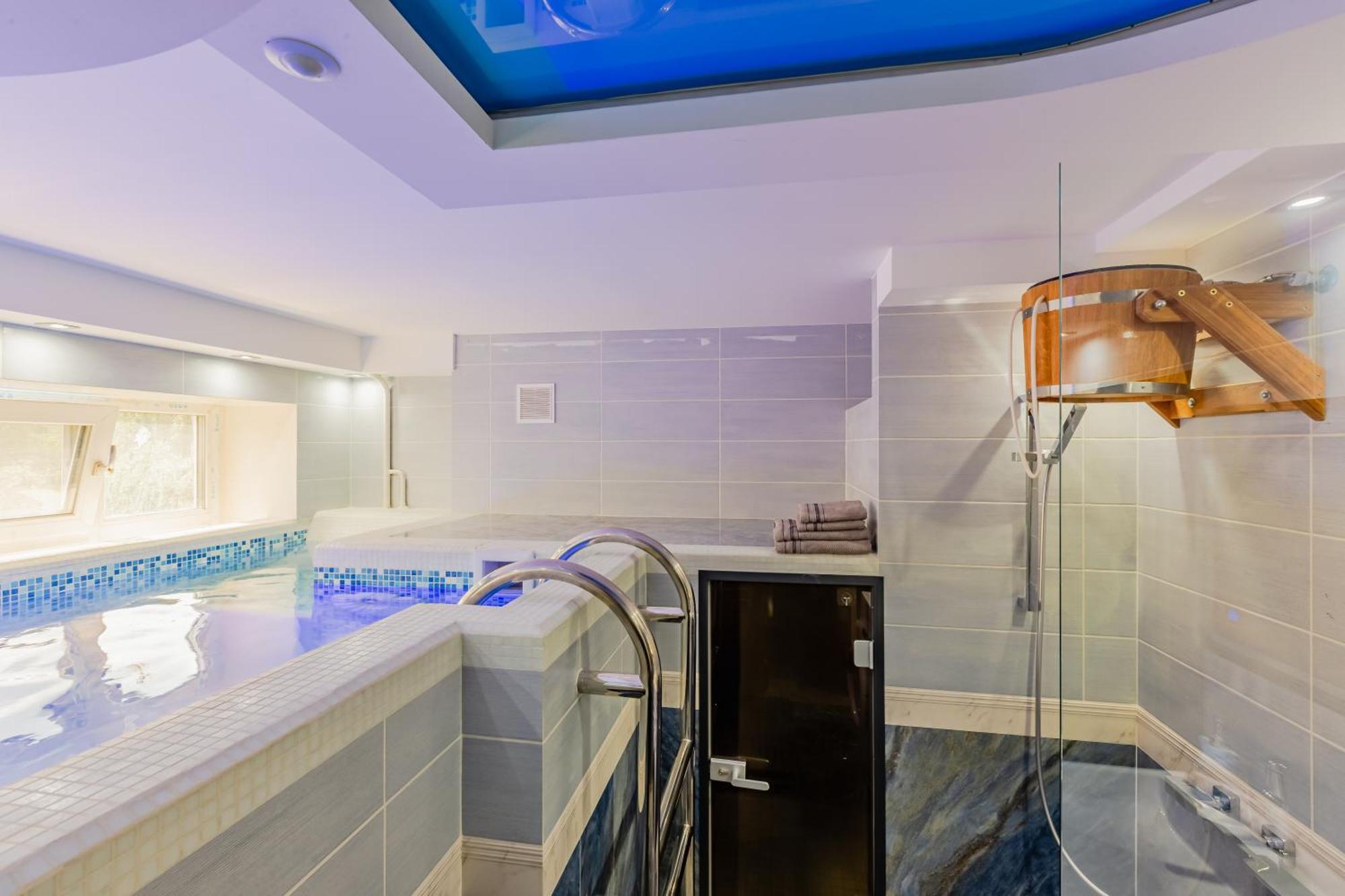 Luxury Apartment With Pool And Hammam Kijev Kültér fotó