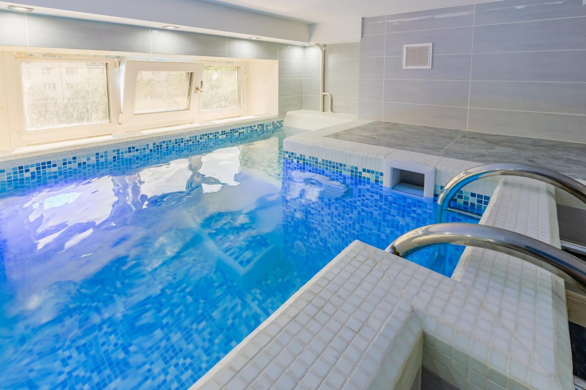 Luxury Apartment With Pool And Hammam Kijev Kültér fotó